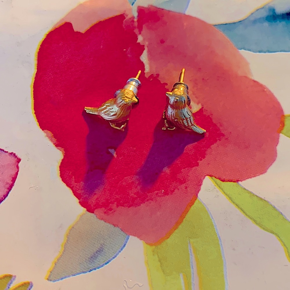 🐦Free with purchase🐦: Birdie earrings